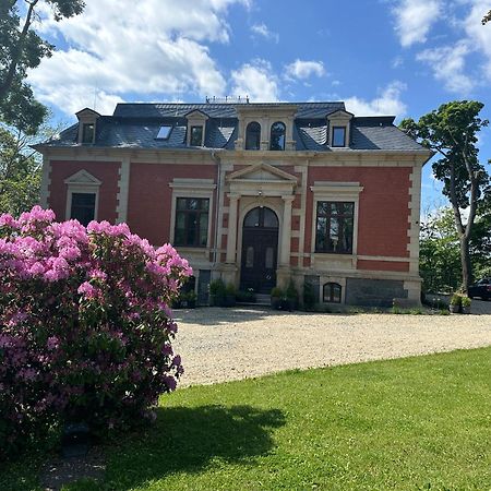 * Stadtvilla Plauen * * Aussergewoehnlich * 2 Zimmerwohnung * Zentrumsnah 外观 照片